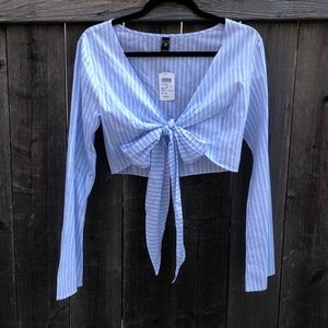 Long sleeve stripped crop top